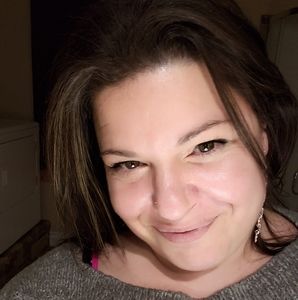 Meet your Posher, Corinne